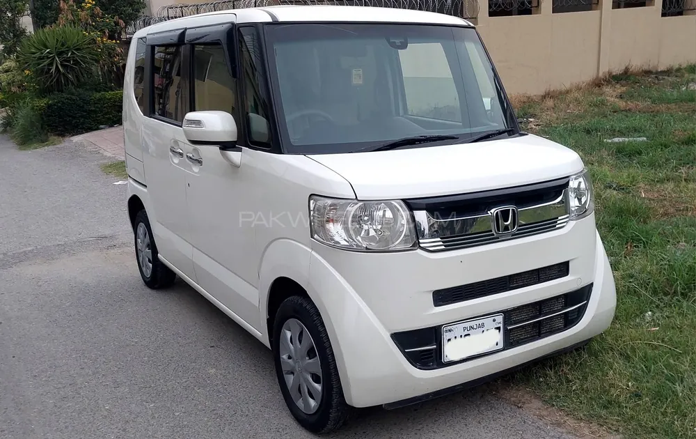 Honda N Box 2017 for Sale in Islamabad Image-1