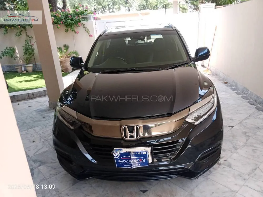 Honda Vezel 2018 for Sale in Islamabad Image-1