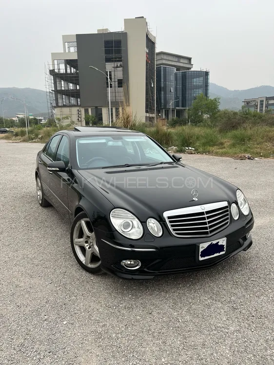 Mercedes Benz E Class 2004 for Sale in Islamabad Image-1