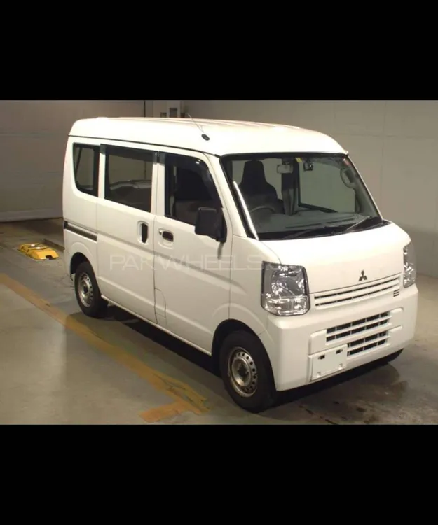 Mitsubishi Minicab 2020 for Sale in Lahore Image-1
