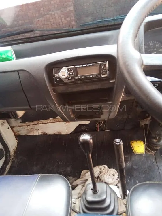 Suzuki Bolan 2016 for Sale in Lahore Image-1