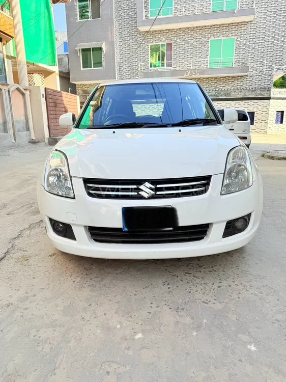 Suzuki Swift 2013 for Sale in Islamabad Image-1