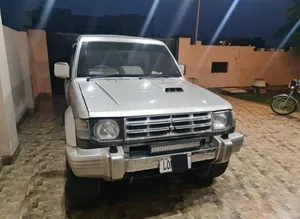 Mitsubishi Pajero 1992 for Sale
