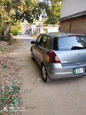 Suzuki Swift DLX 1.3 2013 for Sale