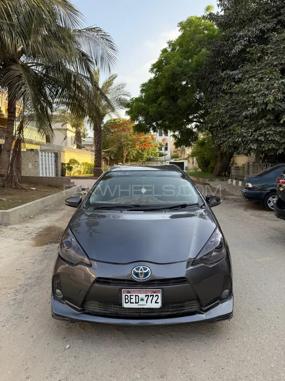 Toyota Aqua 2012 for Sale in Karachi Image-1