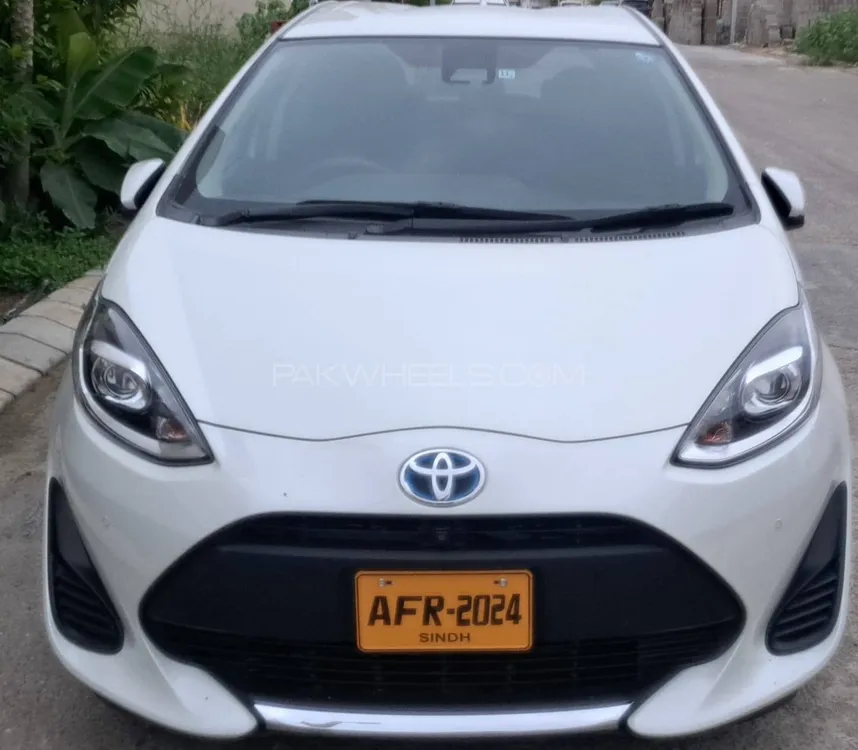 Toyota Aqua 2020 for Sale in Karachi Image-1