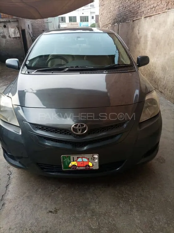 Toyota Belta 2007 for Sale in Okara Image-1