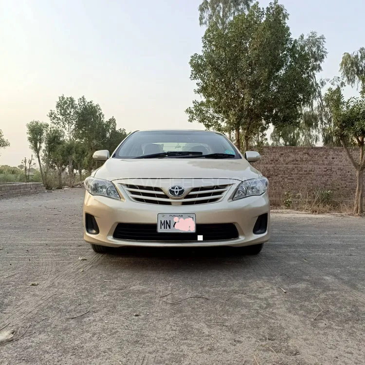 Toyota Corolla 2013 for Sale in Mian Channu Image-1