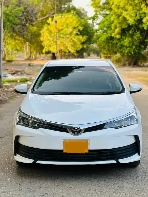 Toyota Corolla 2018 for Sale in Karachi Image-1