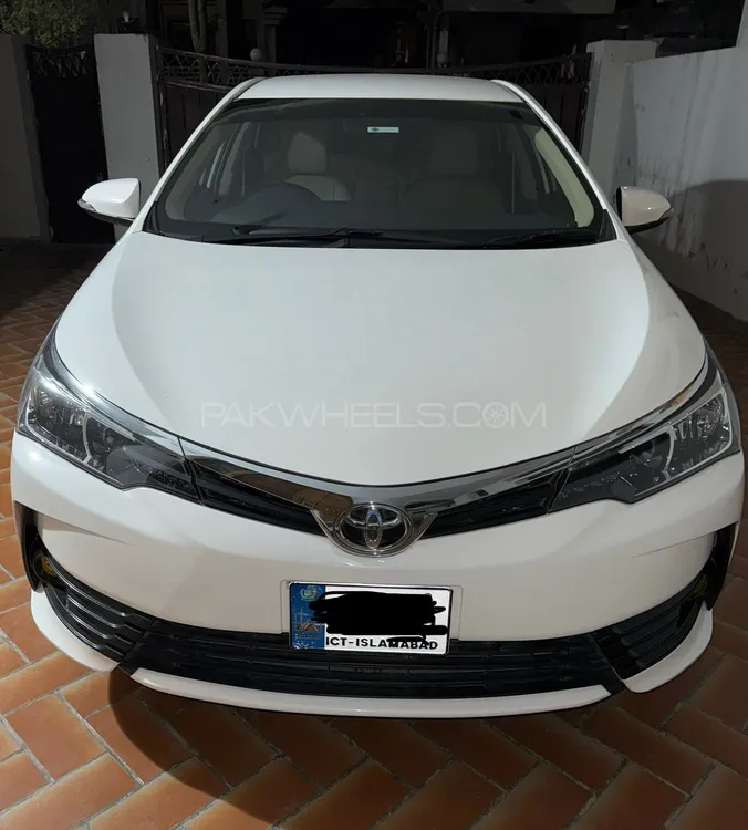 Toyota Corolla 2020 for Sale in Islamabad Image-1