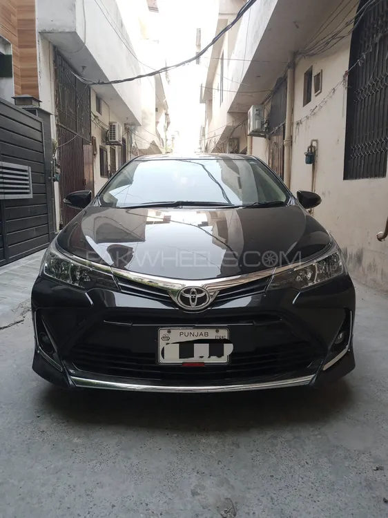 Toyota Corolla 2021 for Sale in Lahore Image-1