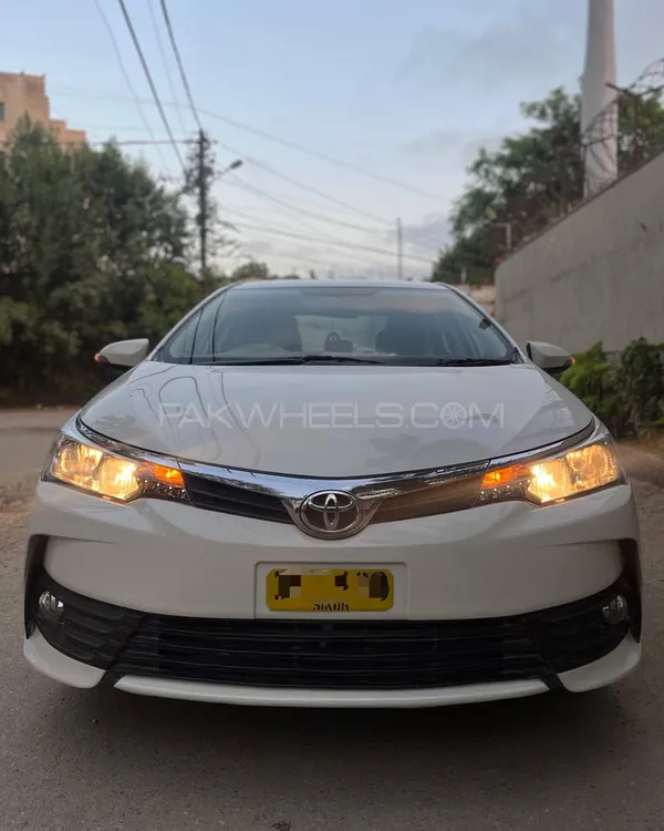Toyota Corolla 2018 for Sale in Karachi Image-1