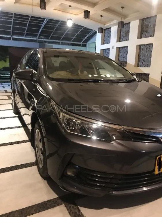 Toyota Corolla 2018 for Sale in Karachi Image-1