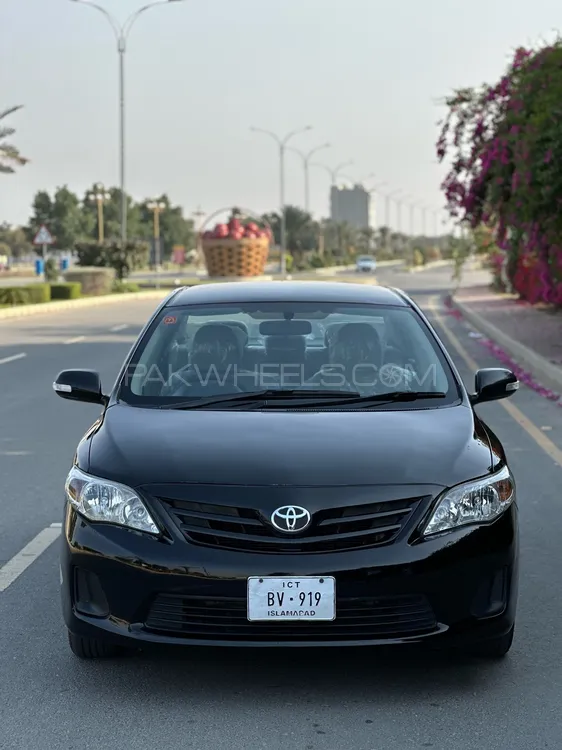 Toyota Corolla 2014 for Sale in Lahore Image-1