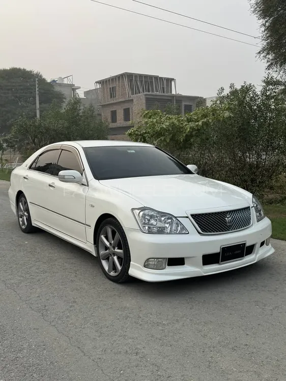 Toyota Crown 2005 for Sale in Bahawalpur Image-1