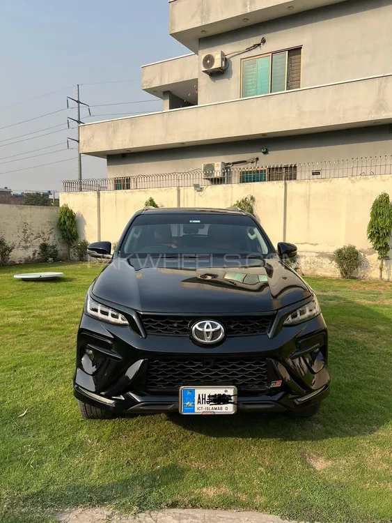 Toyota Fortuner 2018 for Sale in Gujranwala Image-1