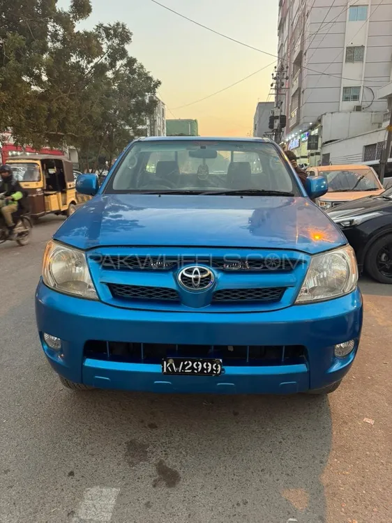 Toyota Hilux 2005 for Sale in Karachi Image-1