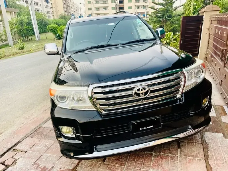Toyota Land Cruiser 2012 for Sale in Lahore Image-1