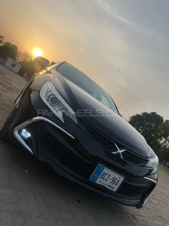 Toyota Mark X 2010 for Sale in Lahore Image-1