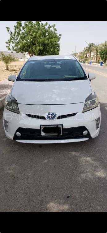 Toyota Prius 2013 for Sale in Karachi Image-1
