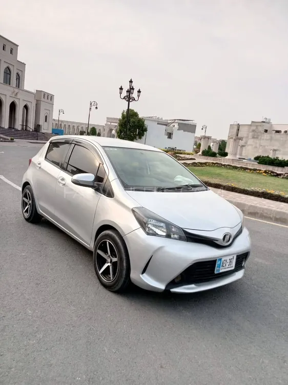 Toyota Vitz 2014 for Sale in Sargodha Image-1