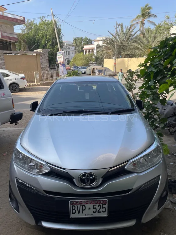 Toyota Yaris Sedan 2021 for Sale in Karachi Image-1