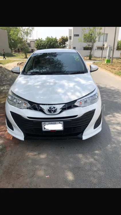 Toyota Yaris Sedan 2021 for Sale in Lahore Image-1