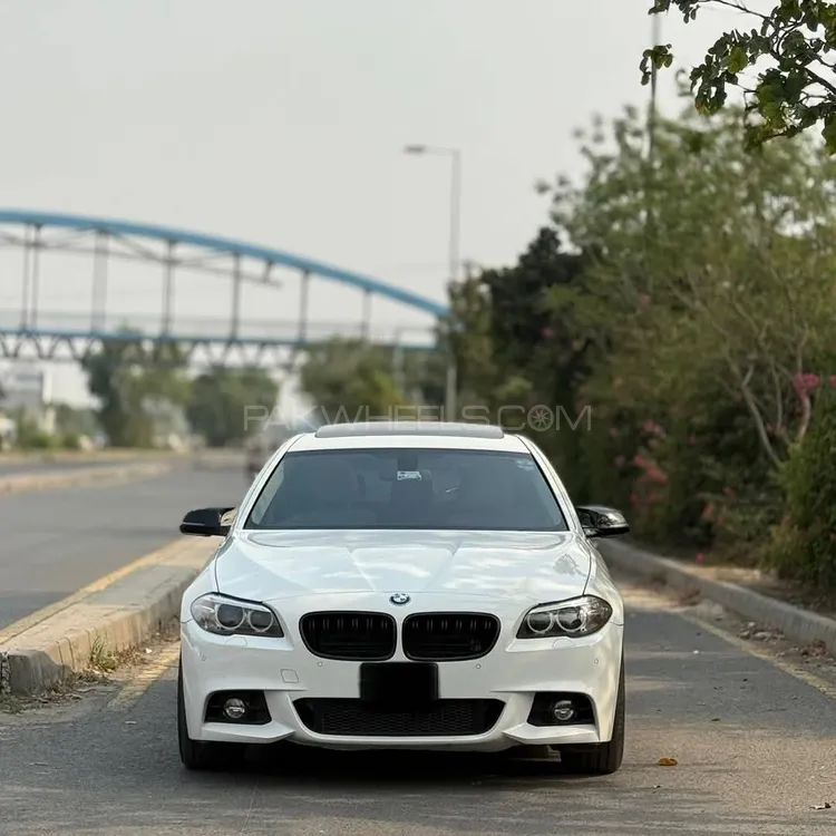 بی ایم ڈبلیو 5 سیریز 2015 for Sale in لاہور Image-1