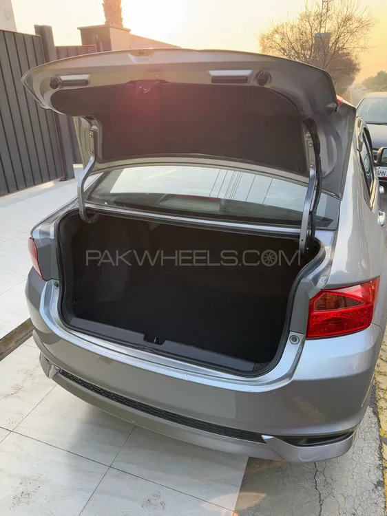 Honda City 2022 for Sale in Lahore Image-1