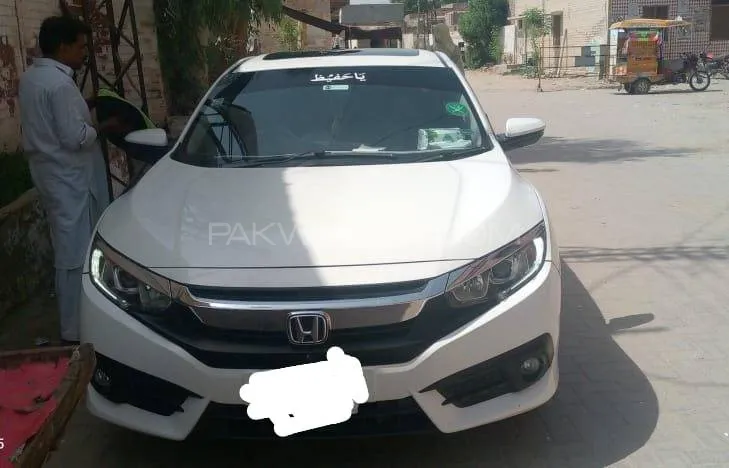 Honda Civic 2018 for Sale in Sukkur Image-1