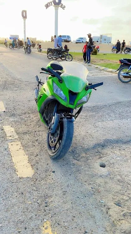Kawasaki Ninja ZX-10R 1997 for Sale Image-1