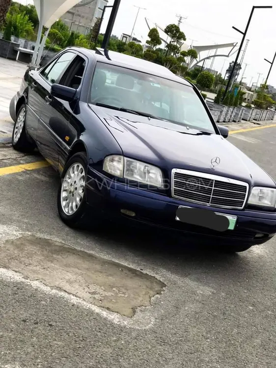 Mercedes Benz C Class 1996 for Sale in Lahore Image-1