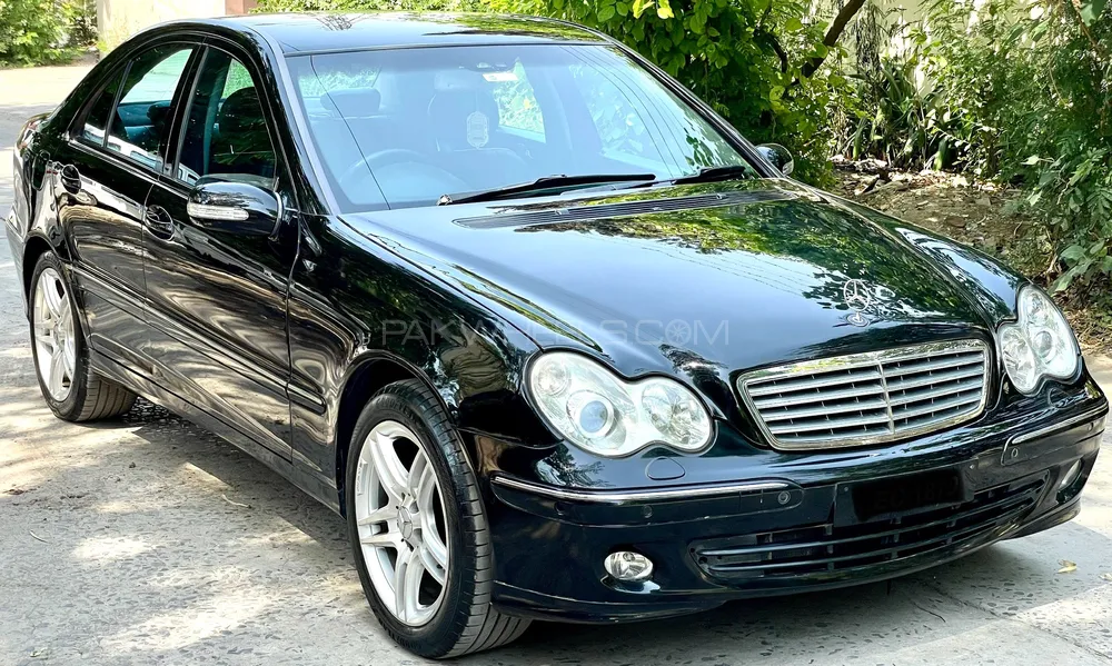 Mercedes Benz C Class 2003 for Sale in Islamabad Image-1