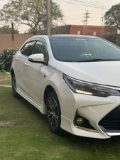 Toyota Corolla Altis CVT-i 1.8 2017 for Sale