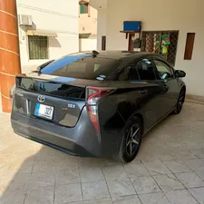 Toyota Prius S Touring Selection Black Edition 2016 for Sale