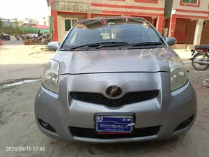 Toyota Vitz F 1.3 2010 for Sale