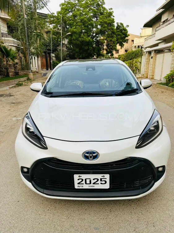 Toyota Aqua 2021 for Sale in Karachi Image-1