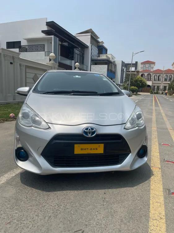 Toyota Aqua 2015 for Sale in Bahawalpur Image-1