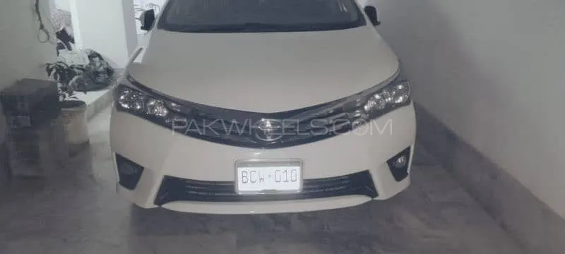 Toyota Corolla 2015 for Sale in Okara Image-1