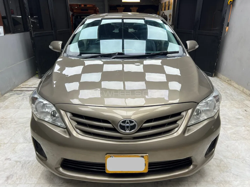 Toyota Corolla 2014 for Sale in Karachi Image-1