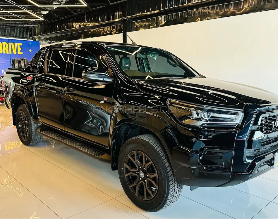 Toyota Hilux 2024 for Sale in Islamabad Image-1