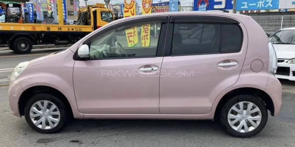 Toyota Passo 2015 for Sale in Karachi Image-1