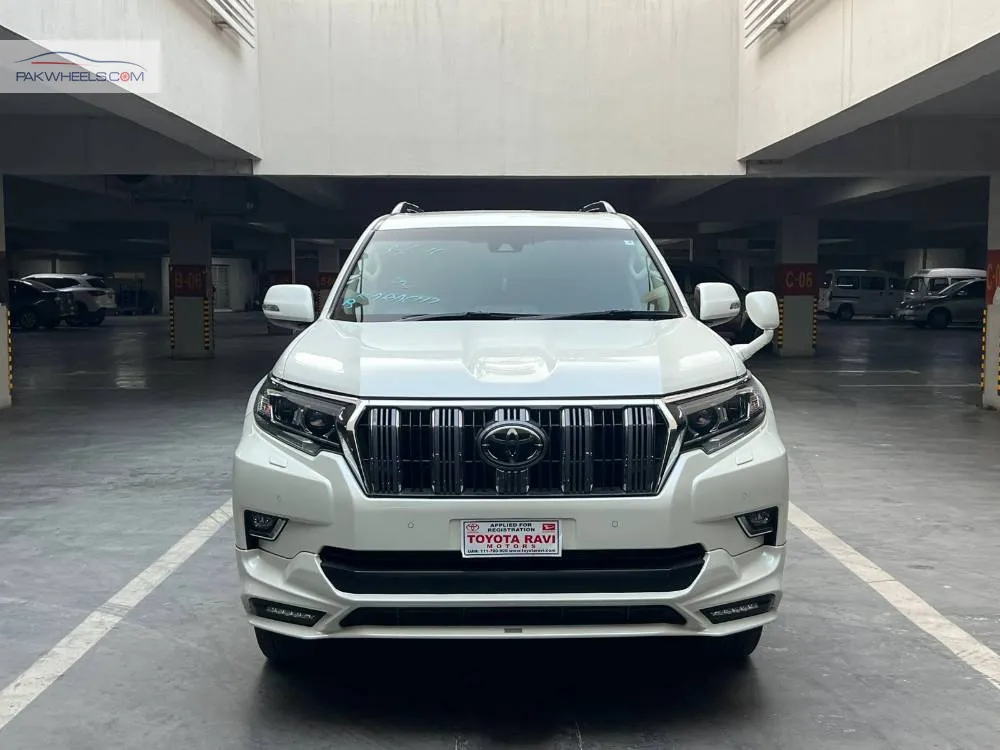 Toyota Prado 2019 for Sale in Lahore Image-1