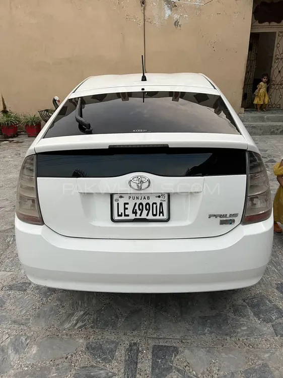 Toyota Prius 2006 for Sale in Mardan Image-1