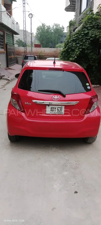 Toyota Vitz 2017 for Sale in Islamabad Image-1