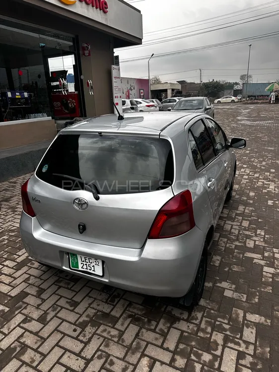 Toyota Vitz 2007 for Sale in Peshawar Image-1