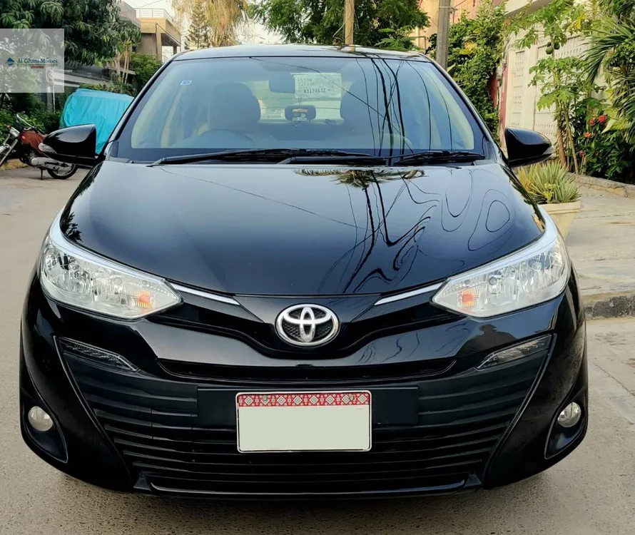 Toyota Yaris Sedan 2023 for Sale in Karachi Image-1