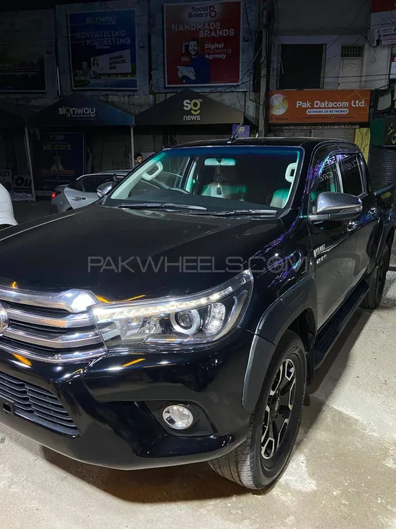 Toyota Hilux 2018 for Sale in Multan Image-1
