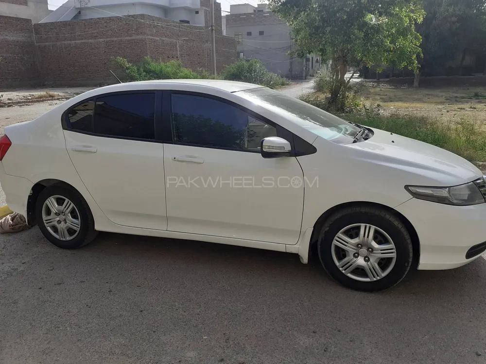 Honda City 2016 for Sale in Chichawatni Image-1