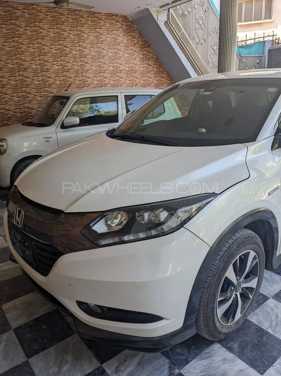 ہونڈا ویزِل 2017 for Sale in پشاور Image-1